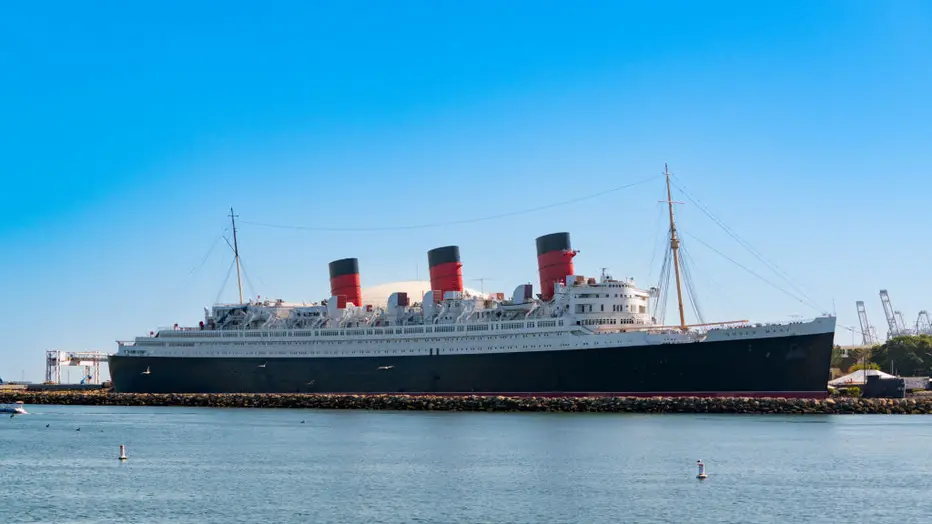 Queen Mary Background