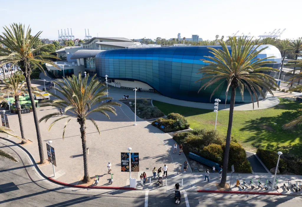 Aquarium of the Pacific Waterfront