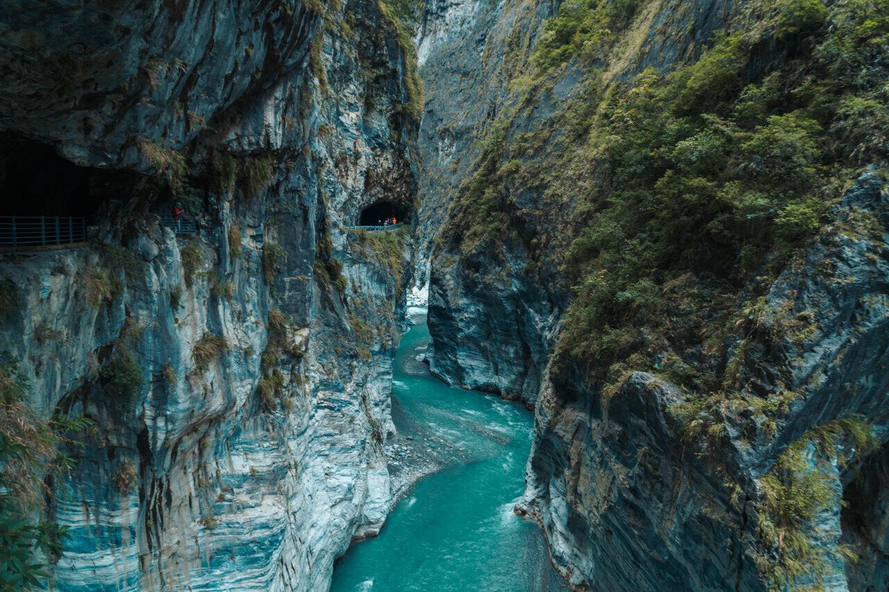 Exploring Taroko Gorge by Marble Canyon