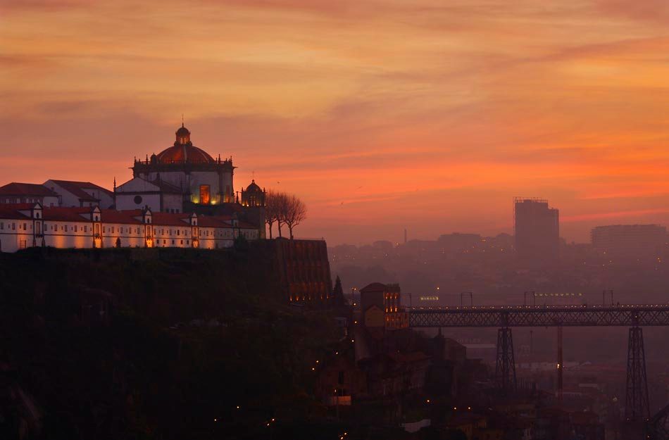 Serra do Pilar Terrace