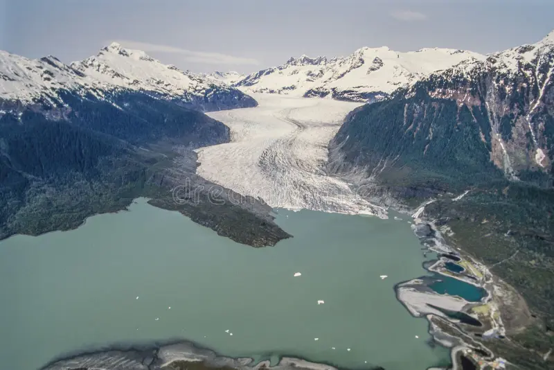 Exploring the Mendenhall Glacier Up Close