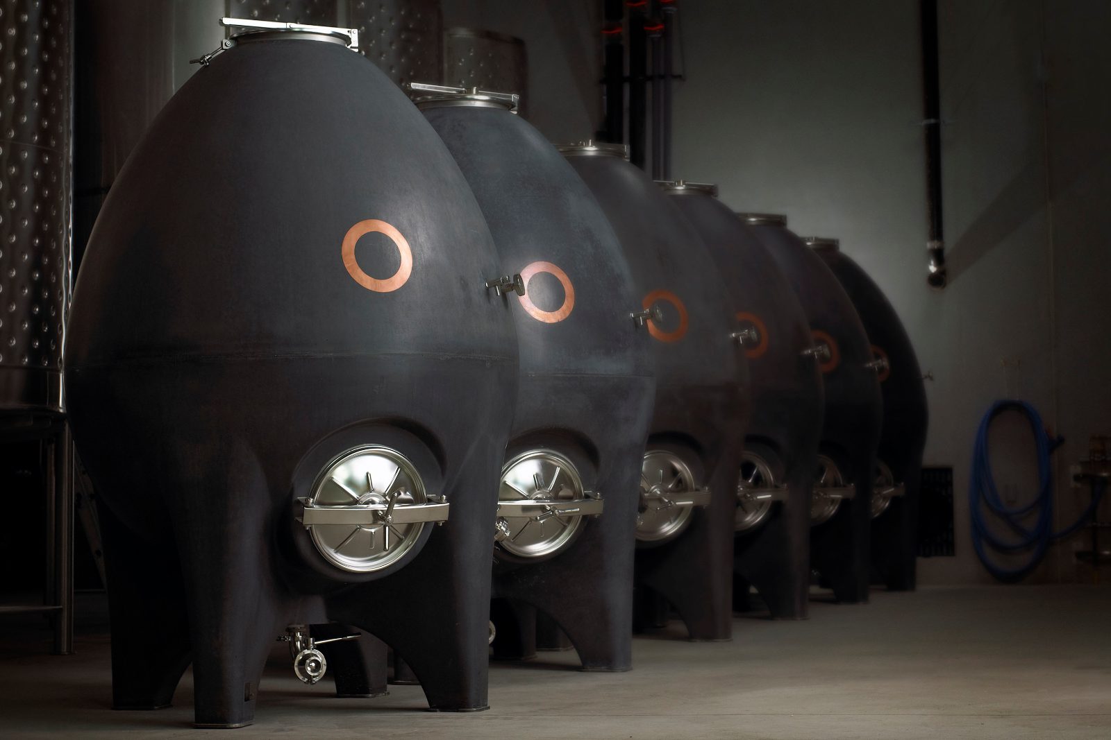 Egg-Shaped Tanks