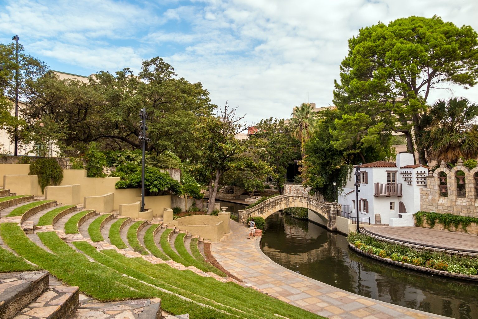 Arneson River Theatre