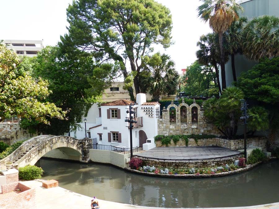 Arneson River Theatre