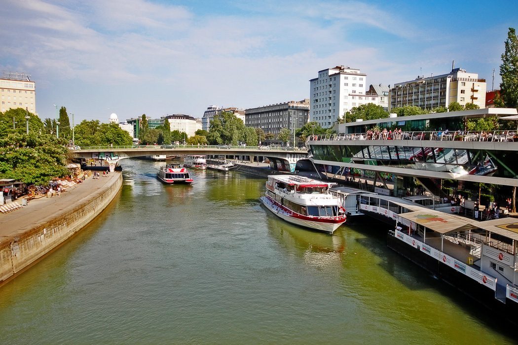 Schiffstation Wien City Quay