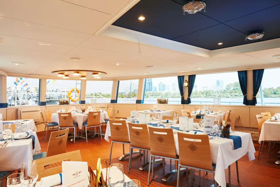 Panoramic Window Seating