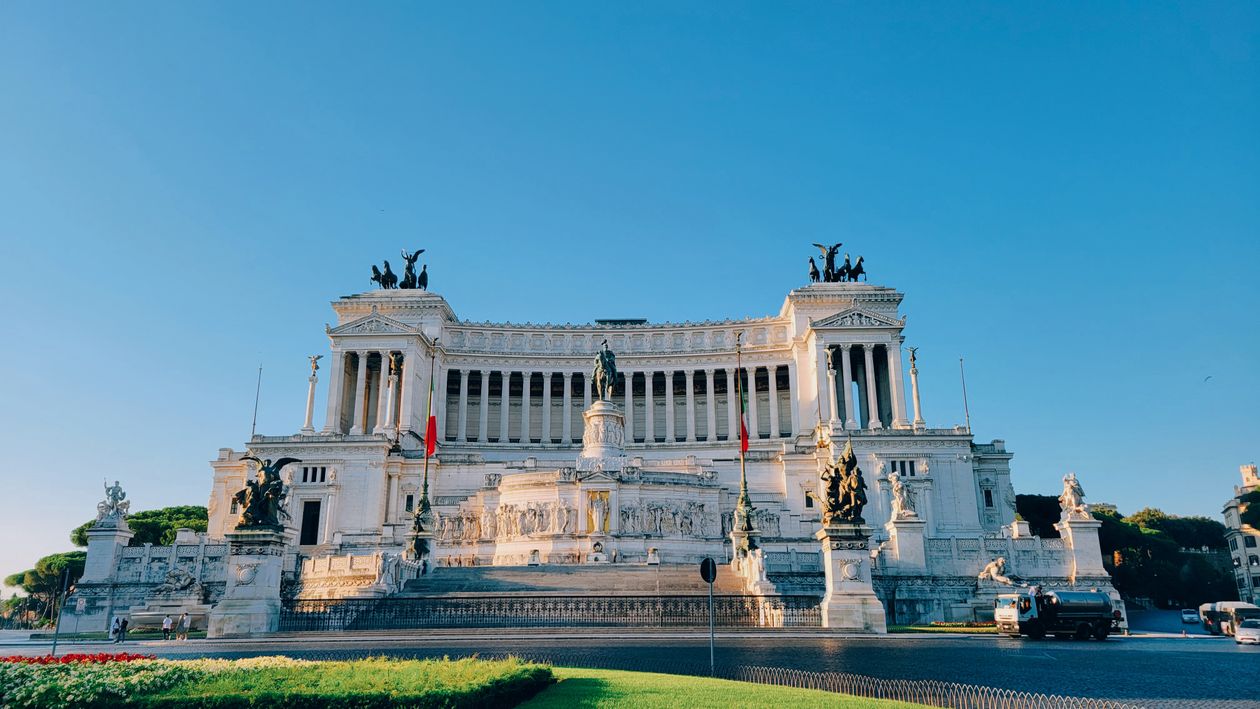 Discover the Victor Emmanuel II Monument