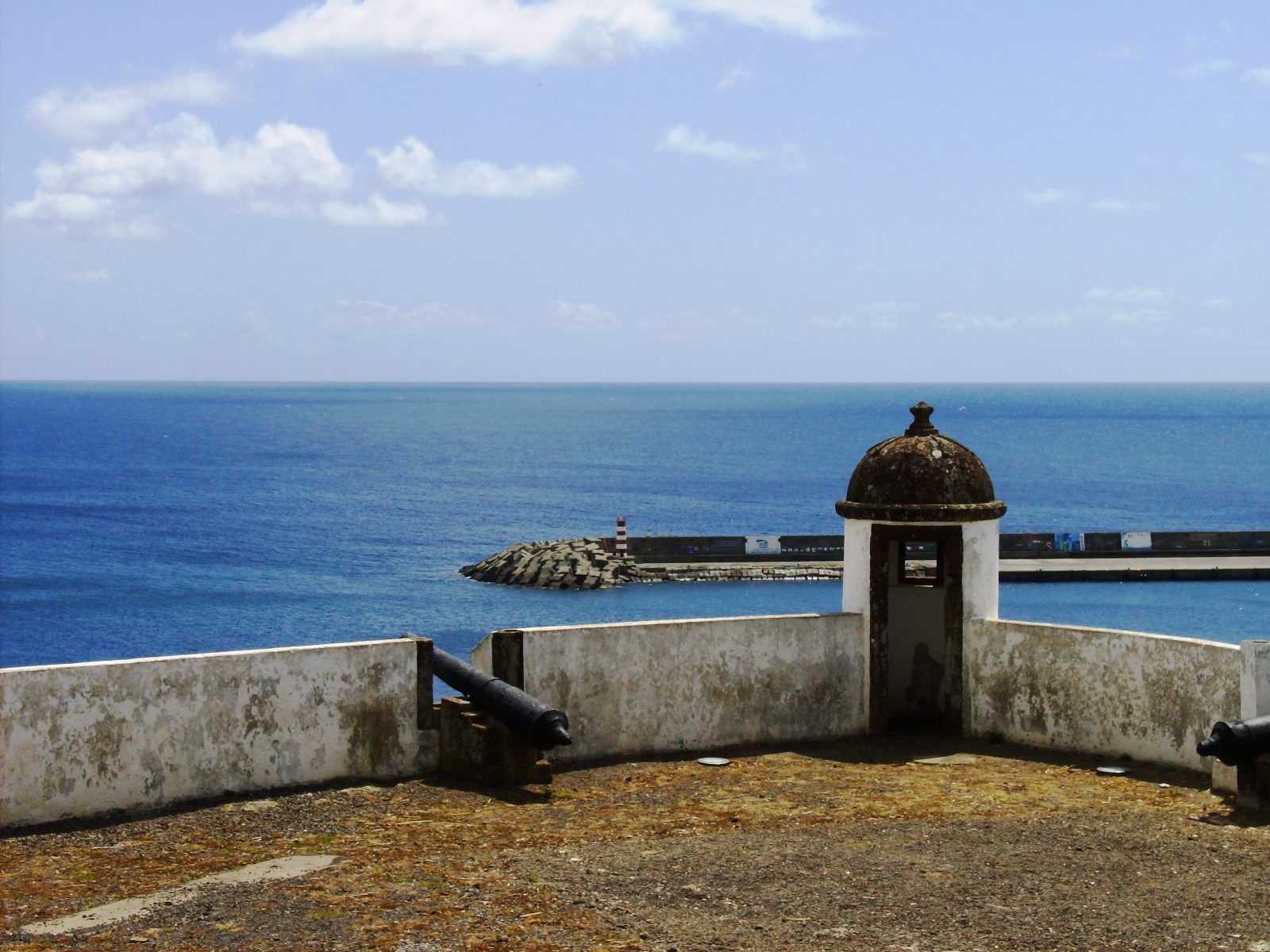 Forte de São Brás Walls