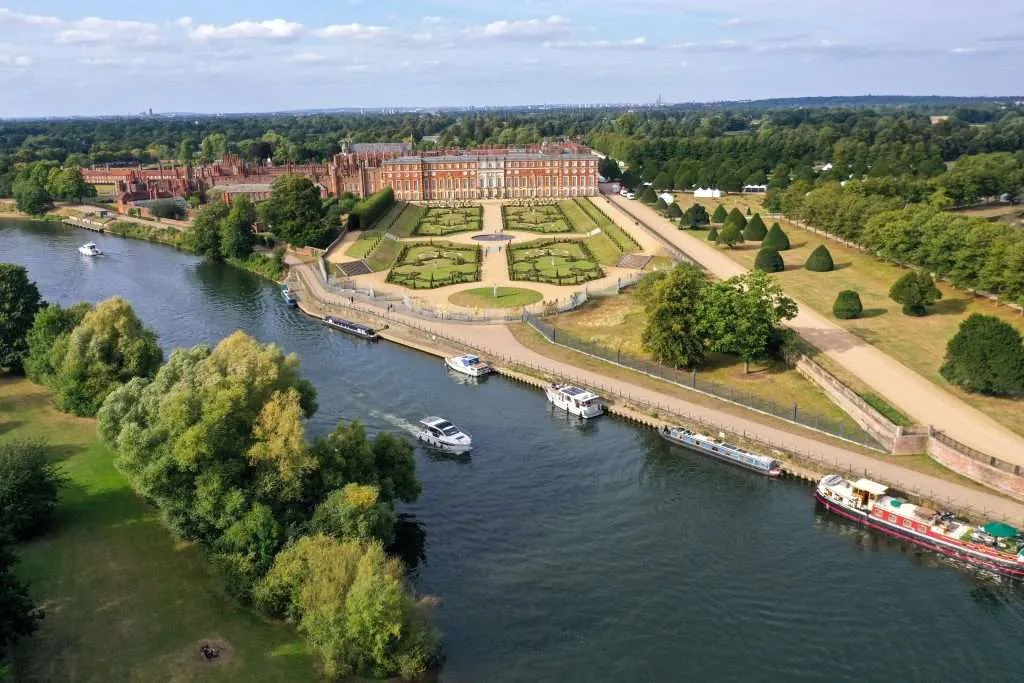 River Thames Towpath