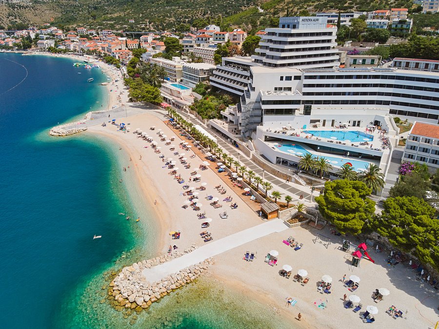 Podgora Village