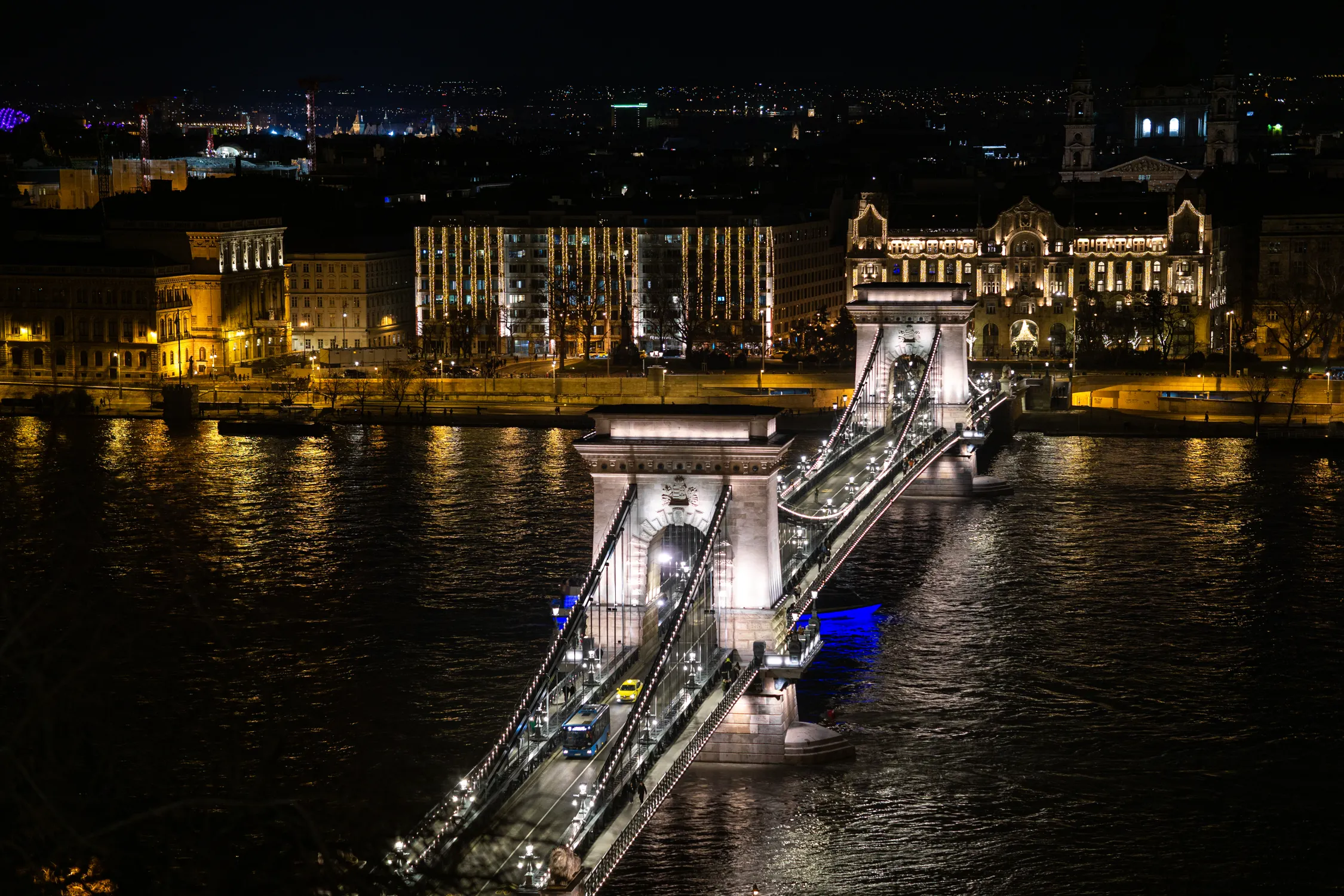 Chain Bridge Mid-Span