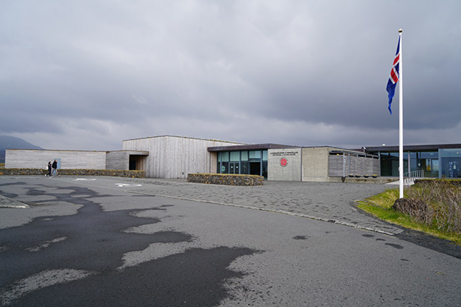 Thingvellir National Park Visitor Centre (Hakid)