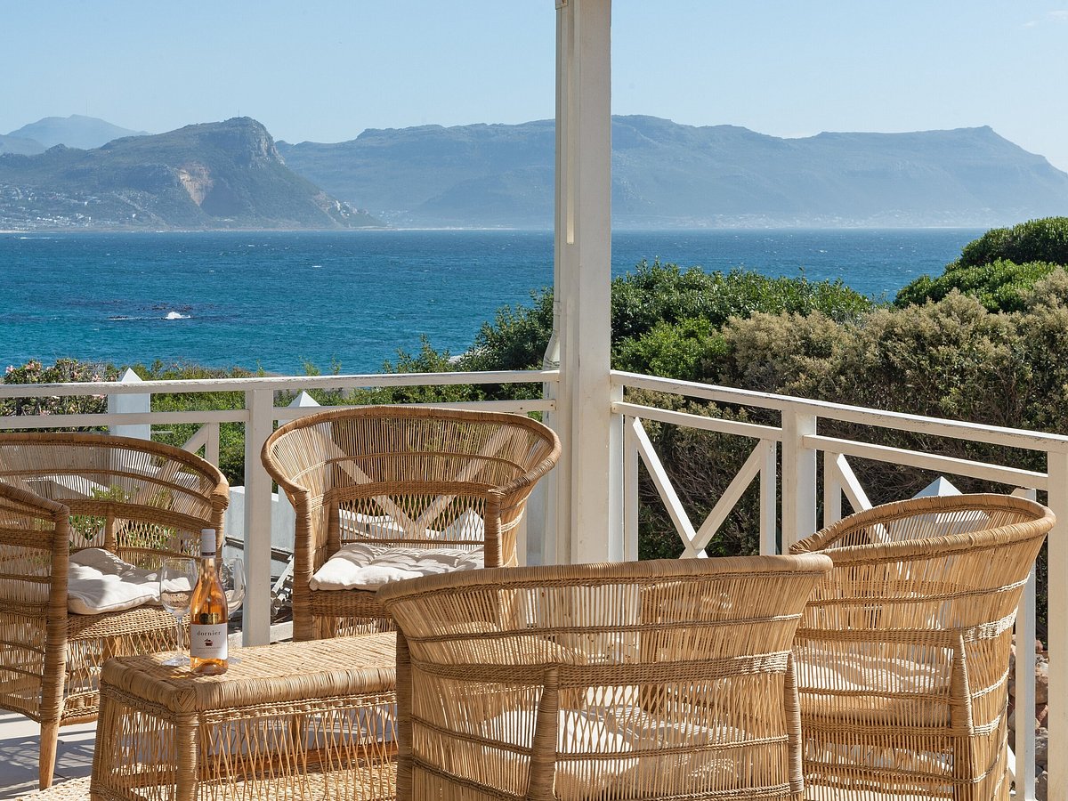 Harbourview Lodge