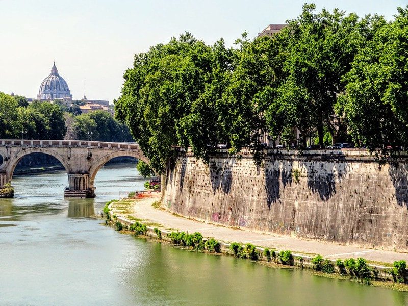 Tiber River Banks
