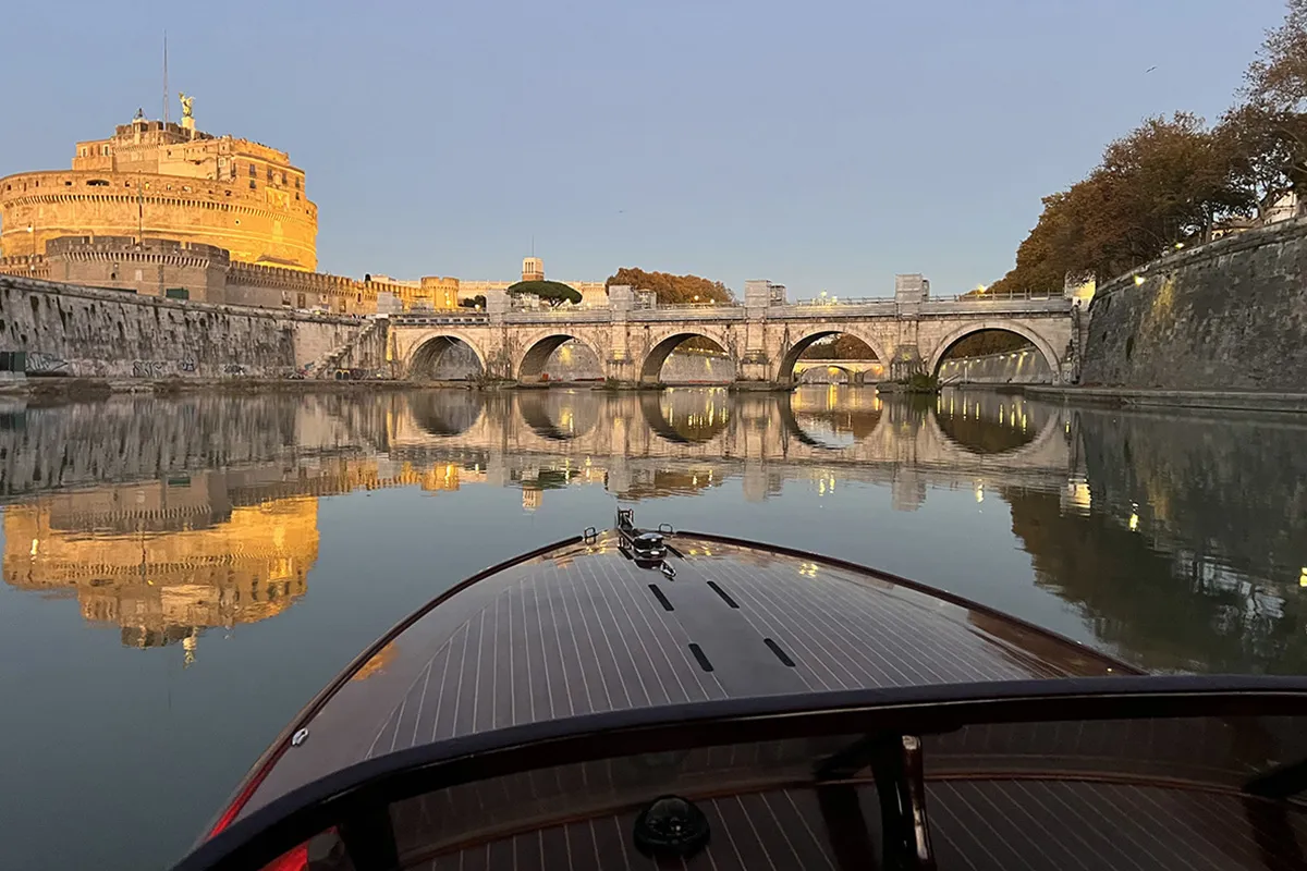 Rome Tiber River Cruise With Aperitivo