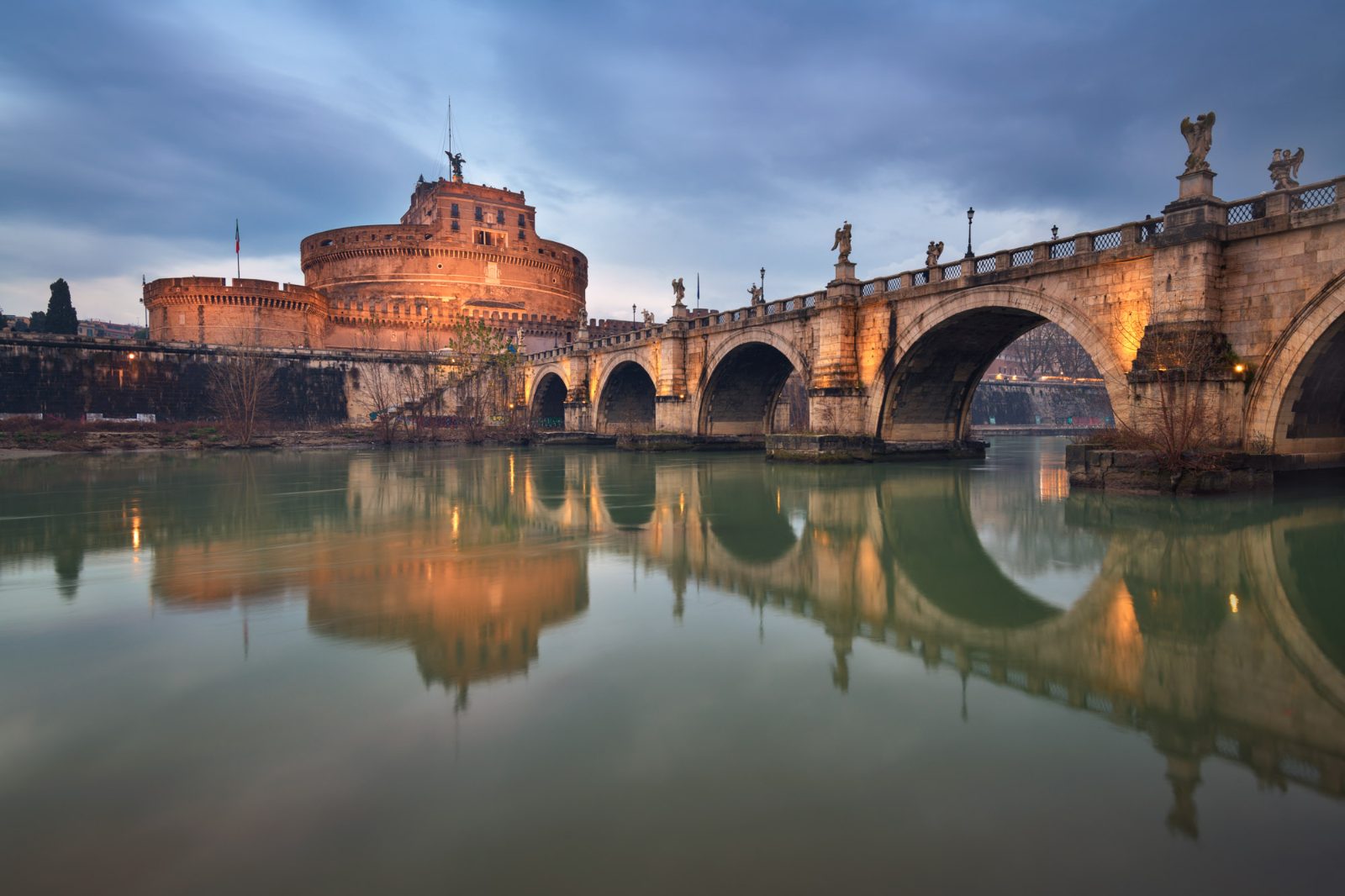 Ponte Sant'Angelo Archway