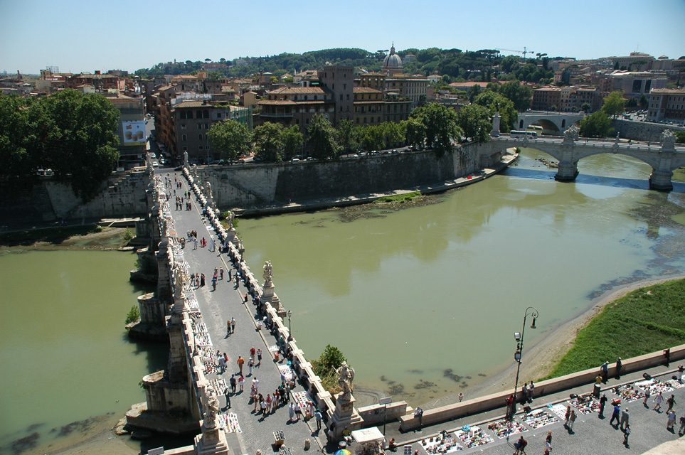 Ponte Sant'Angelo Approach