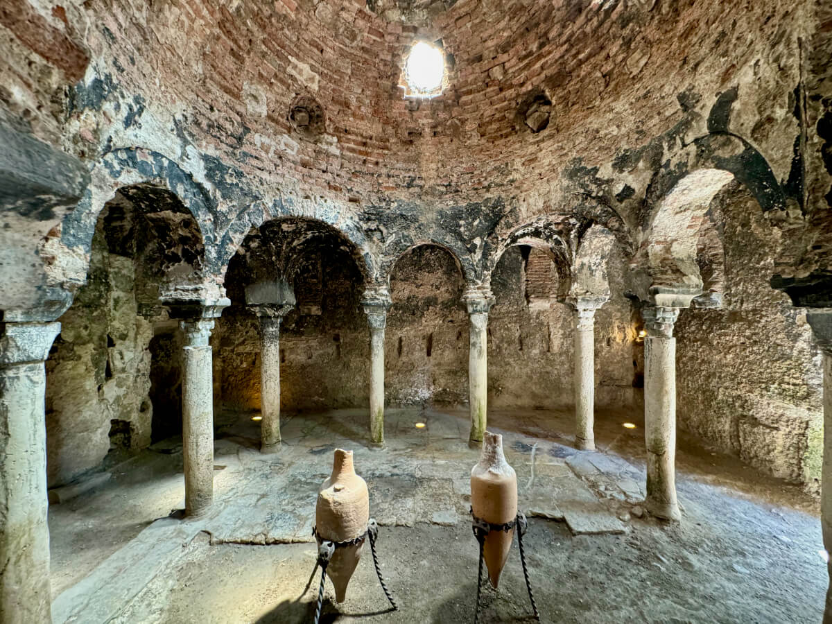 Banys Àrabs (Arab Baths)
