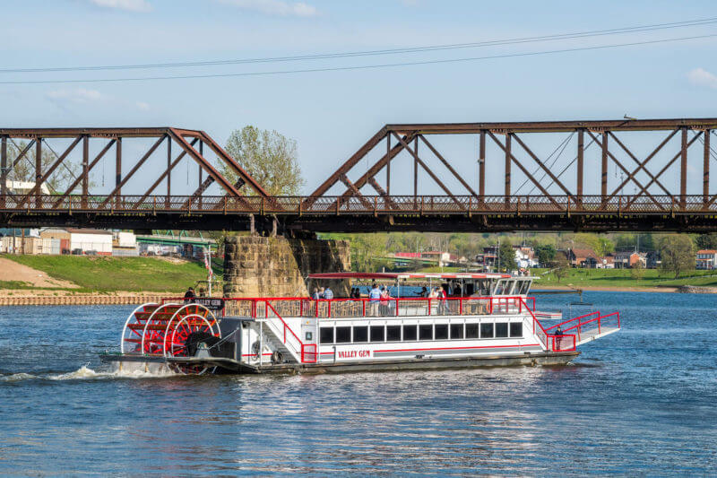 Sternwheeler Bow