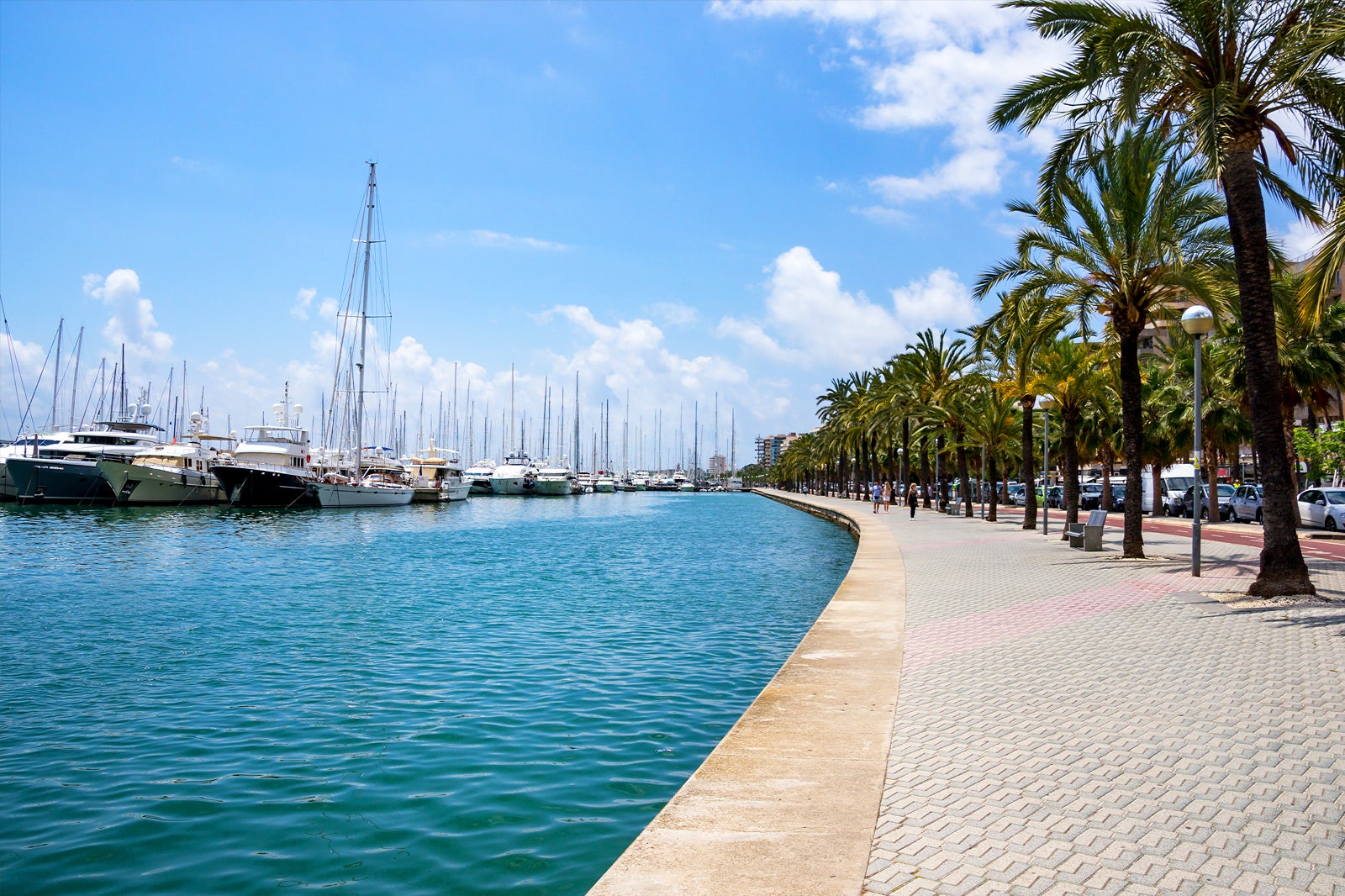 Passeig Marítim Waterfront