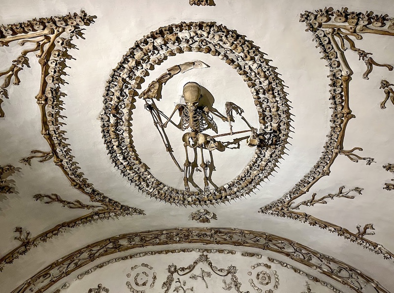 Crypt of Leg Bones and Thigh Bones