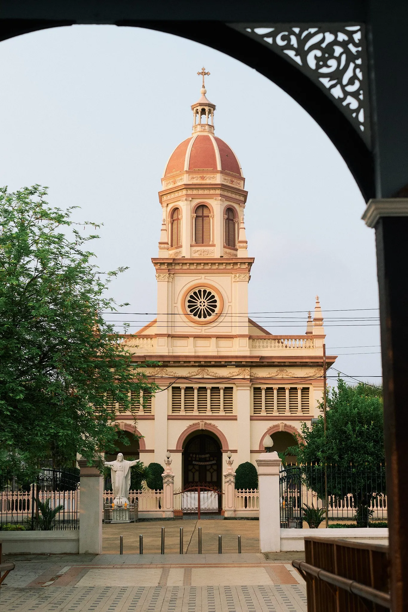 Santa Cruz Church
