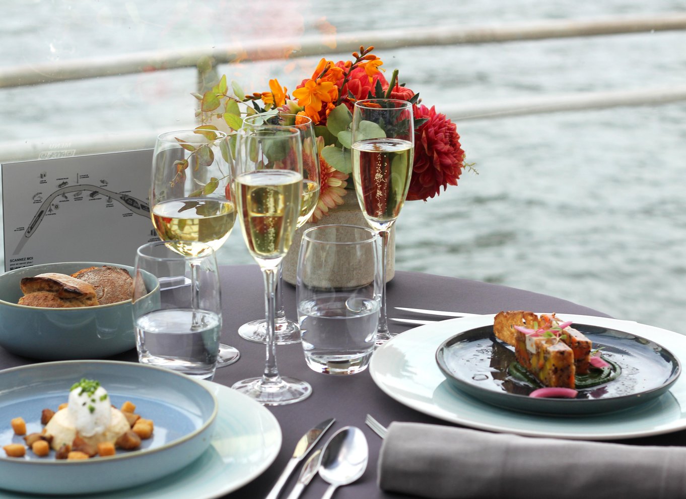 Bordeaux River Cruise Dinner