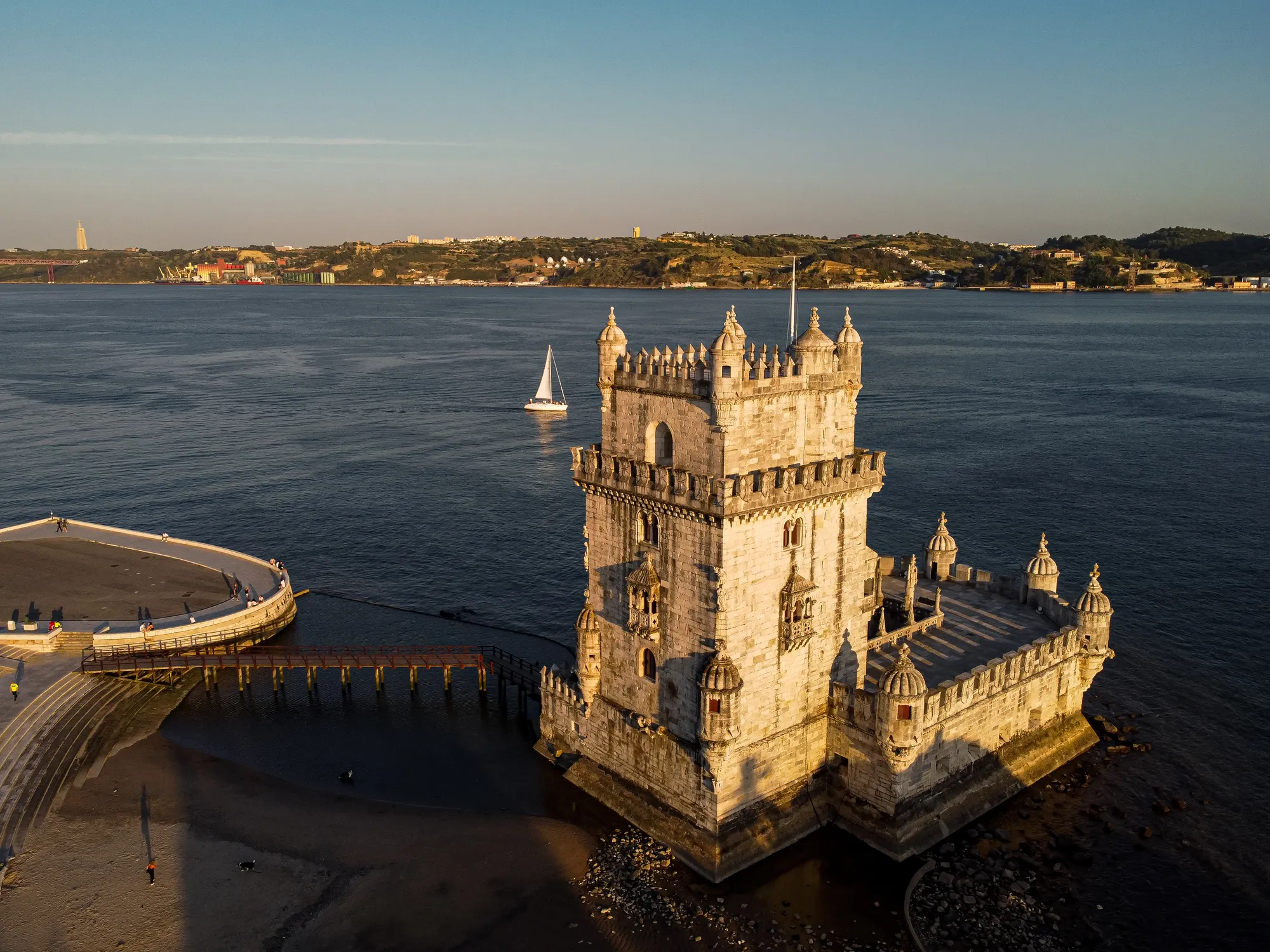 Belém Tower profile