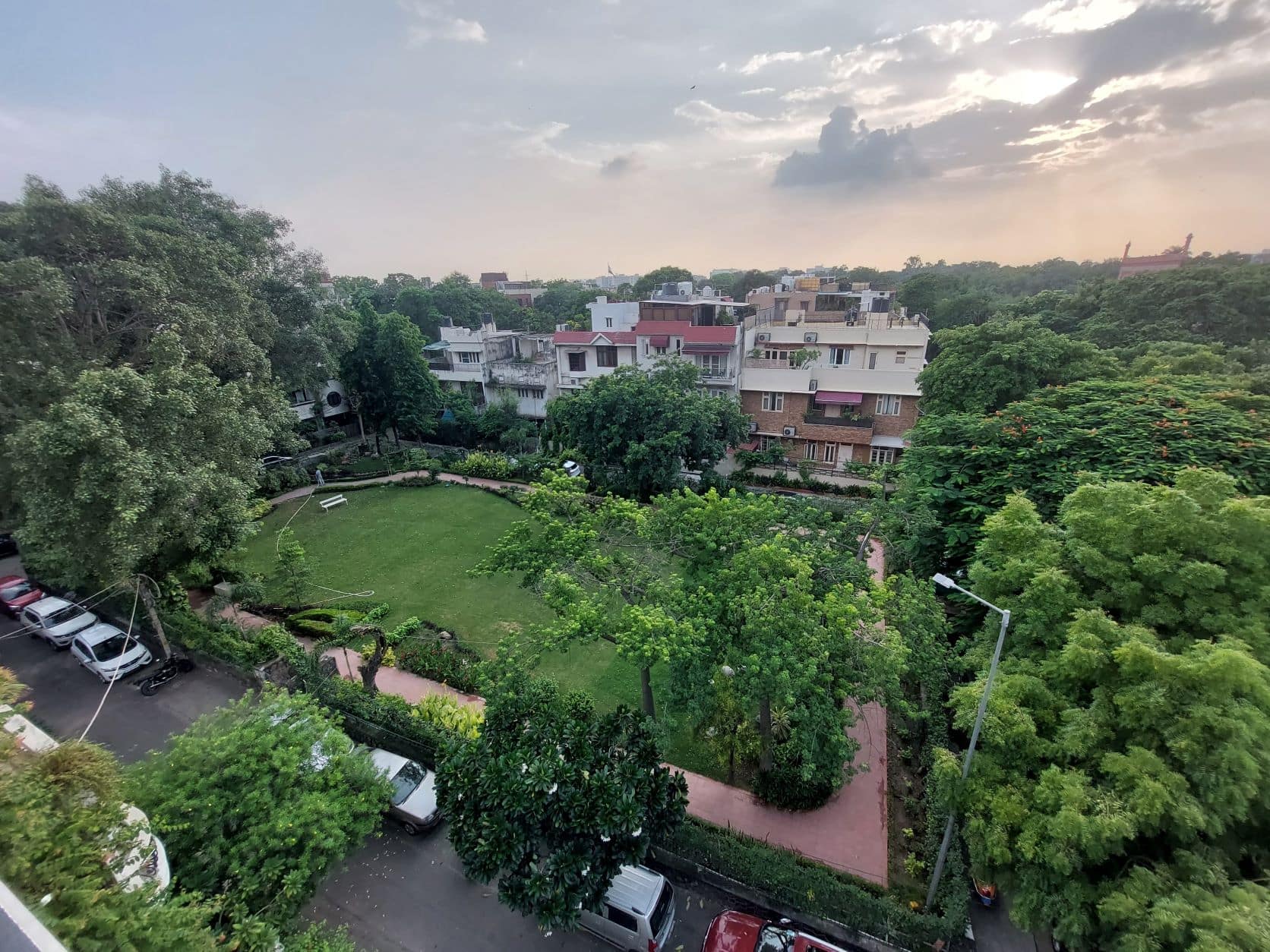 Nizamuddin East District