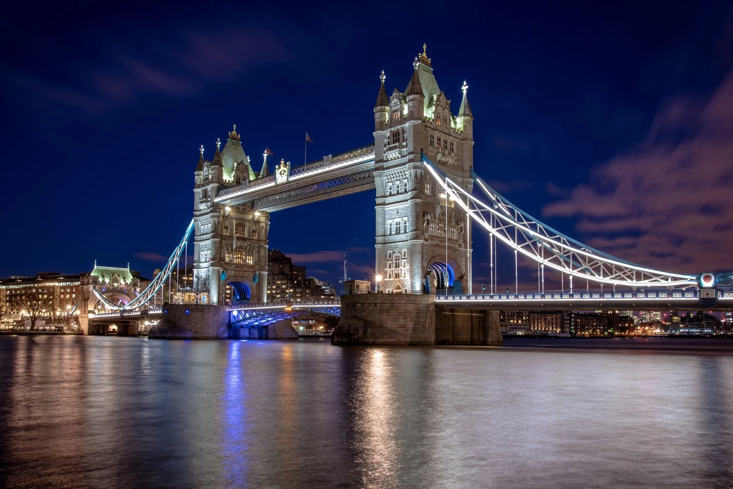 Tower Bridge Passage
