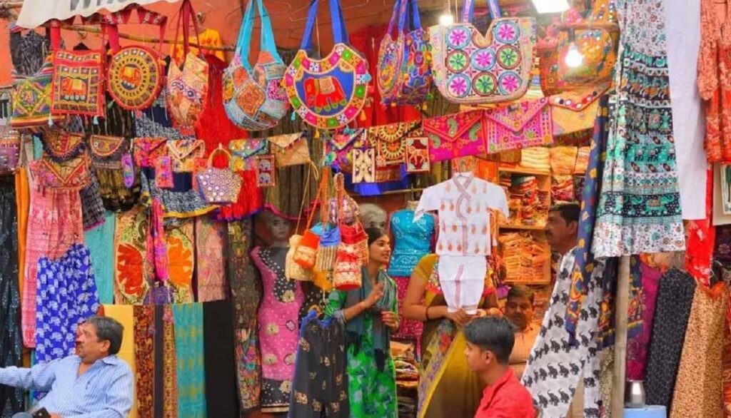 Bazaar Walk and Local Snacks