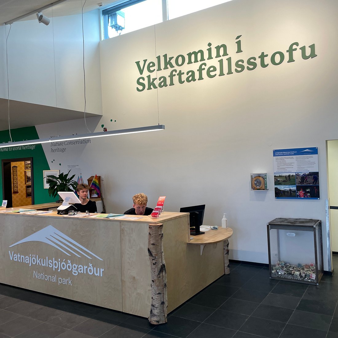 Arrival and visitor centre orientation