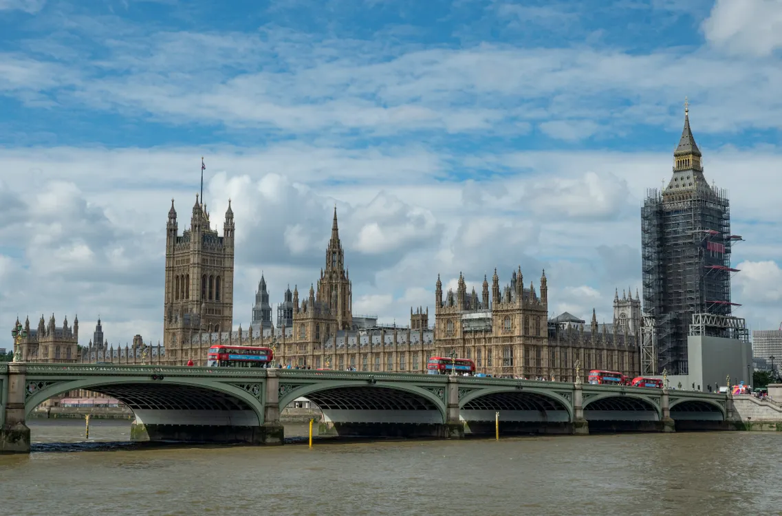 Westminster Bridge Approach