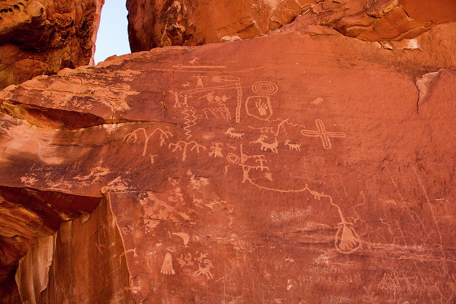 Atlatl Rock Petroglyphs