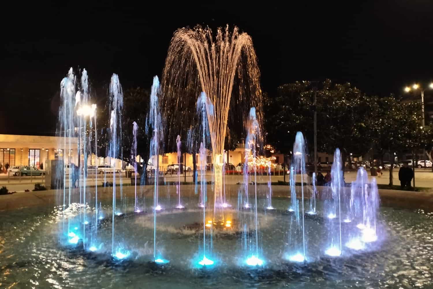 Rhythmic Water Fountain
