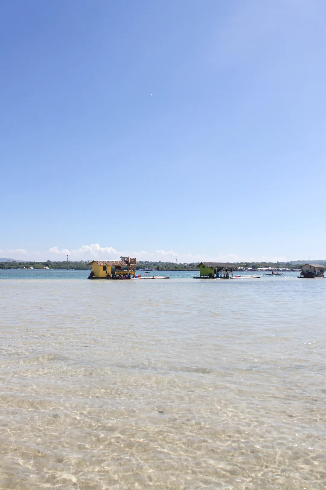 Sandbar Arrival and Floating Cottage Setup