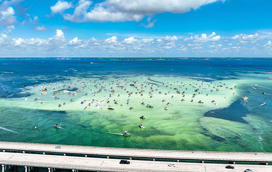 Discovering Crab Island by Boat
