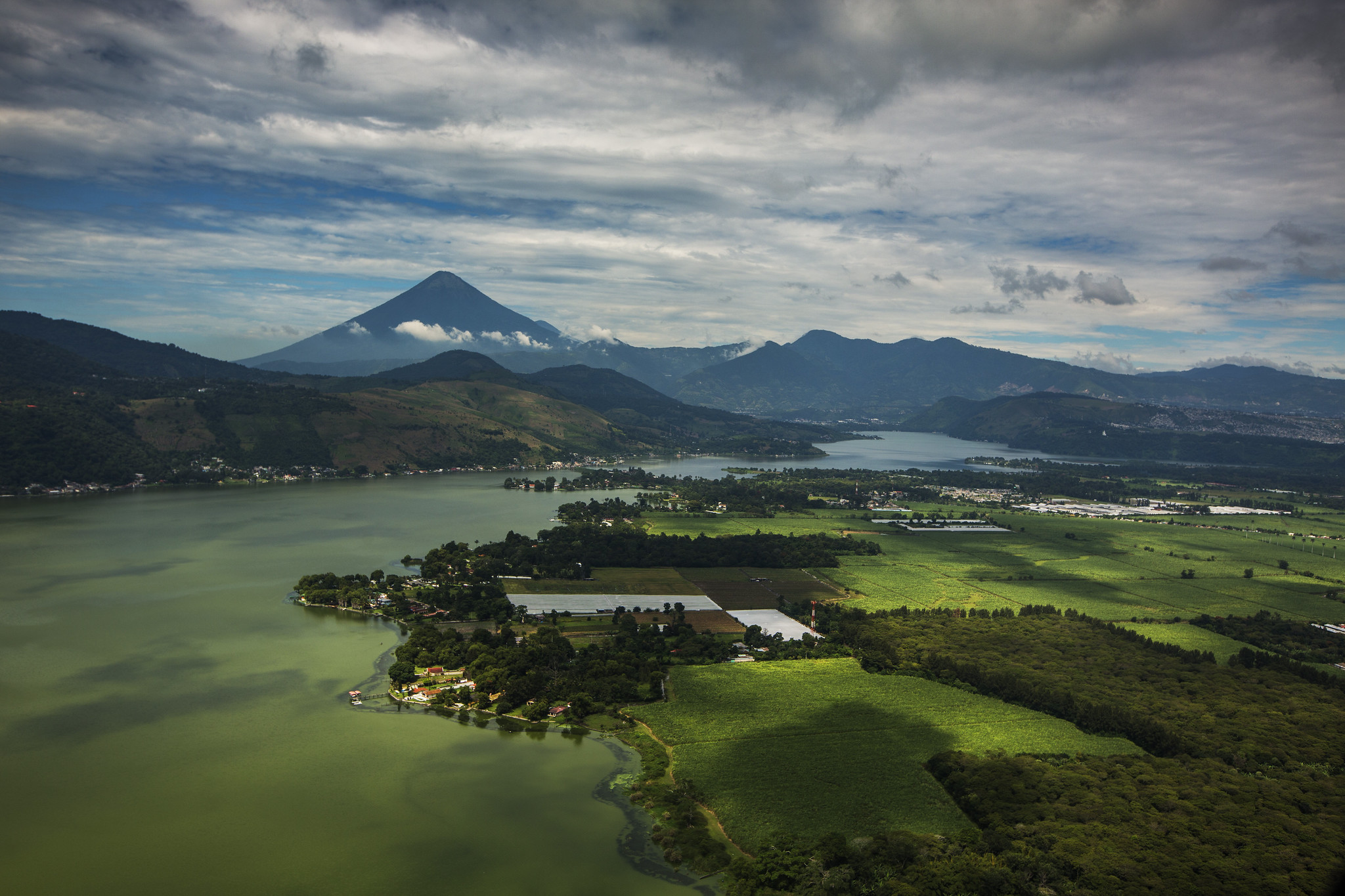 Amatitlán lakeside guesthouses