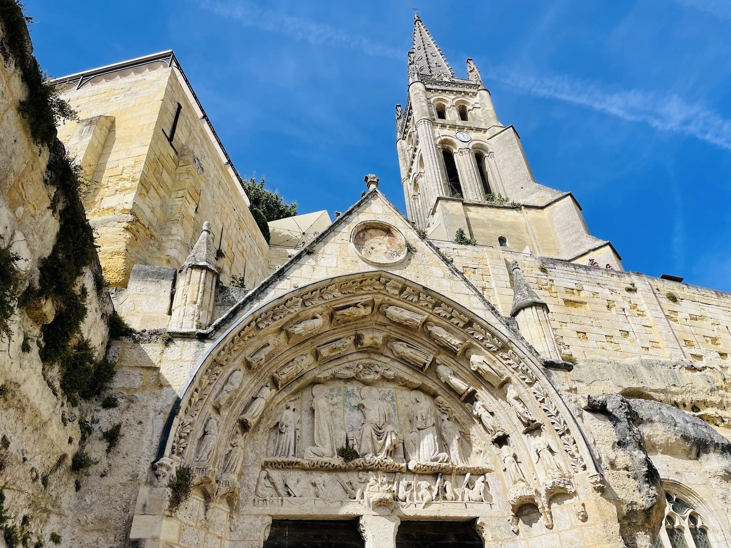 Monolithic Church