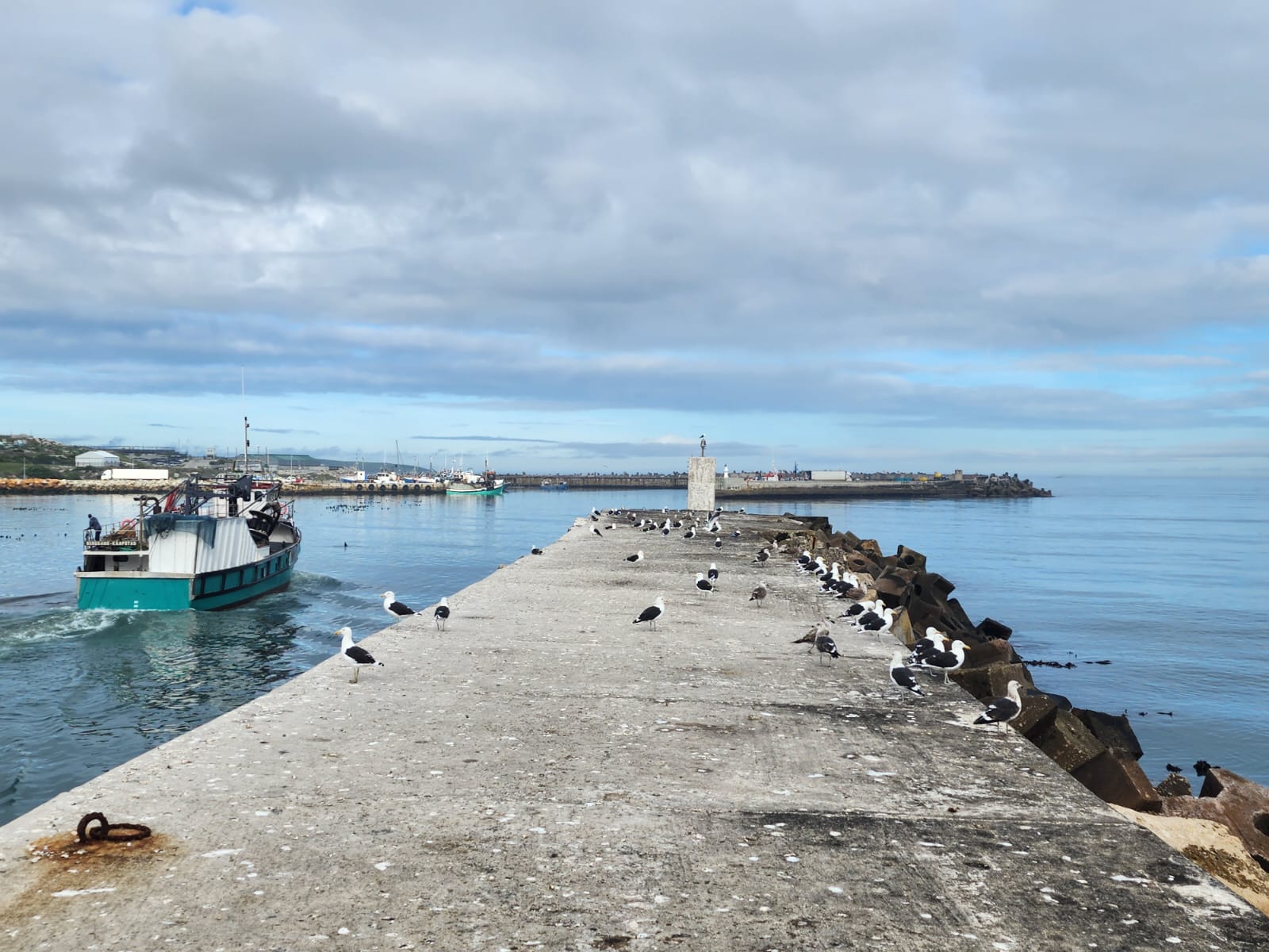 Gansbaai Harbour Wall