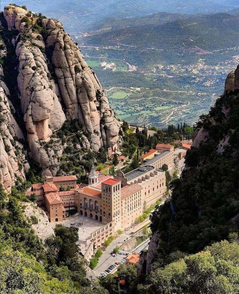 Santa Maria de Montserrat Monastery