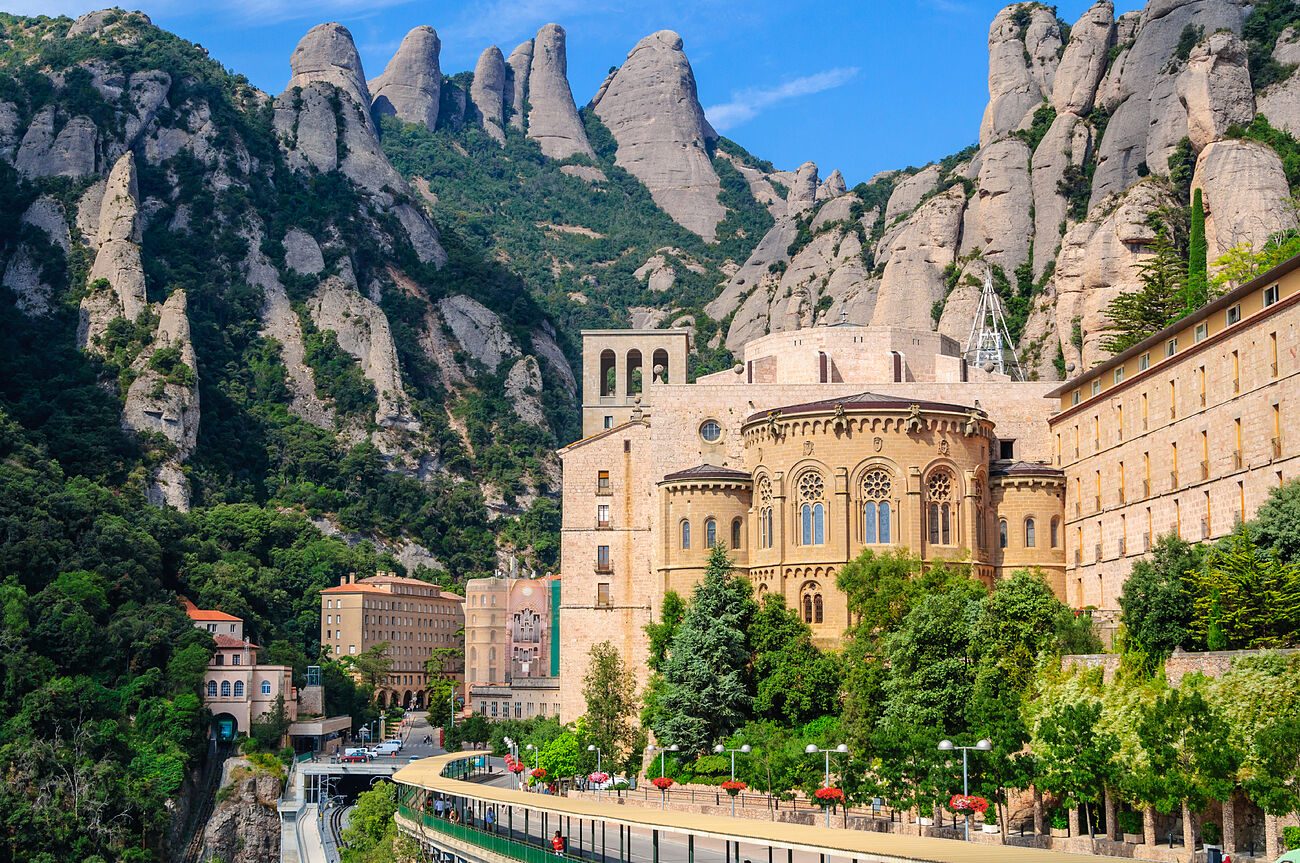 Basilica of Santa Maria de Montserrat