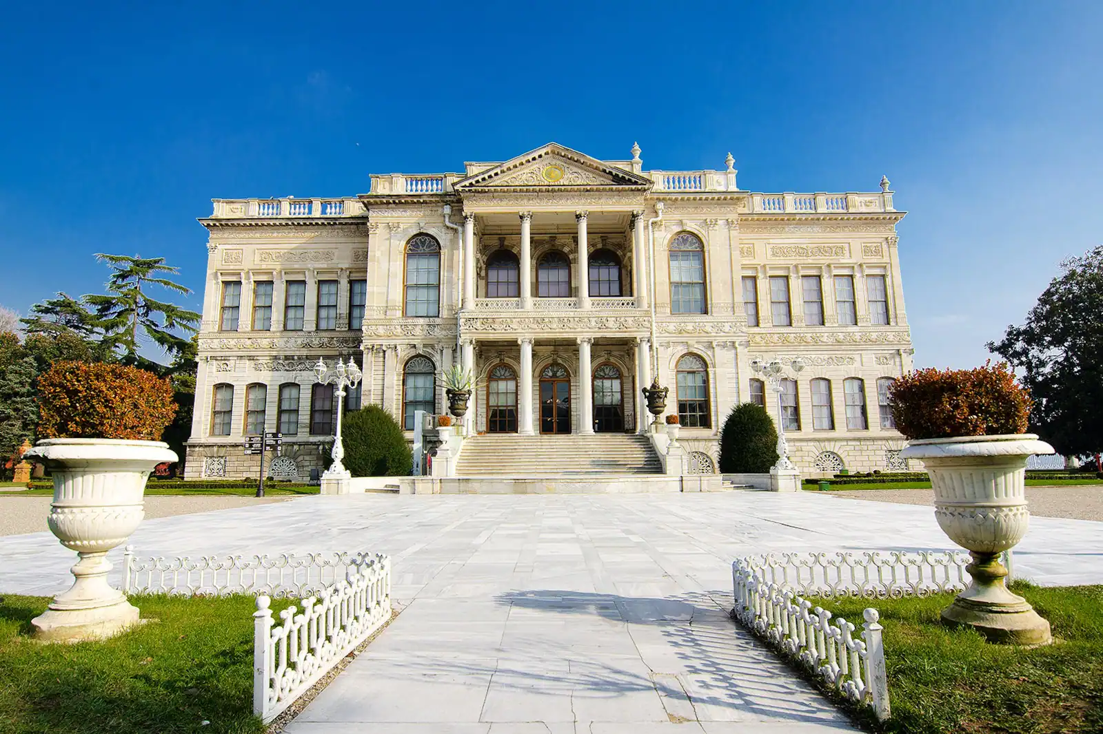 Dolmabahçe Palace