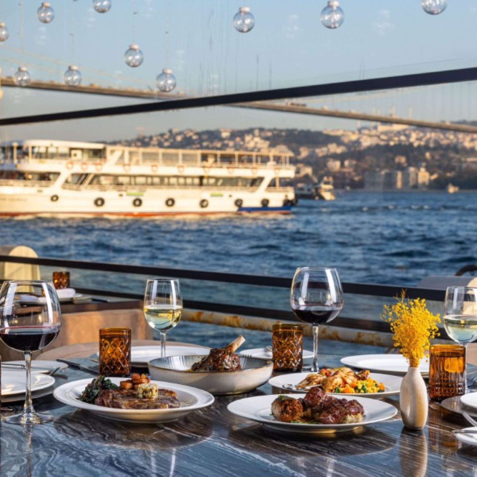 Istanbul Dinner Cruise