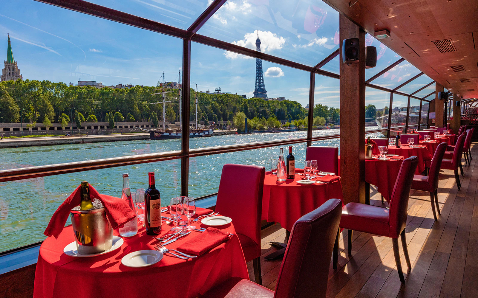 Seine Eiffel Tower Dinner Cruise