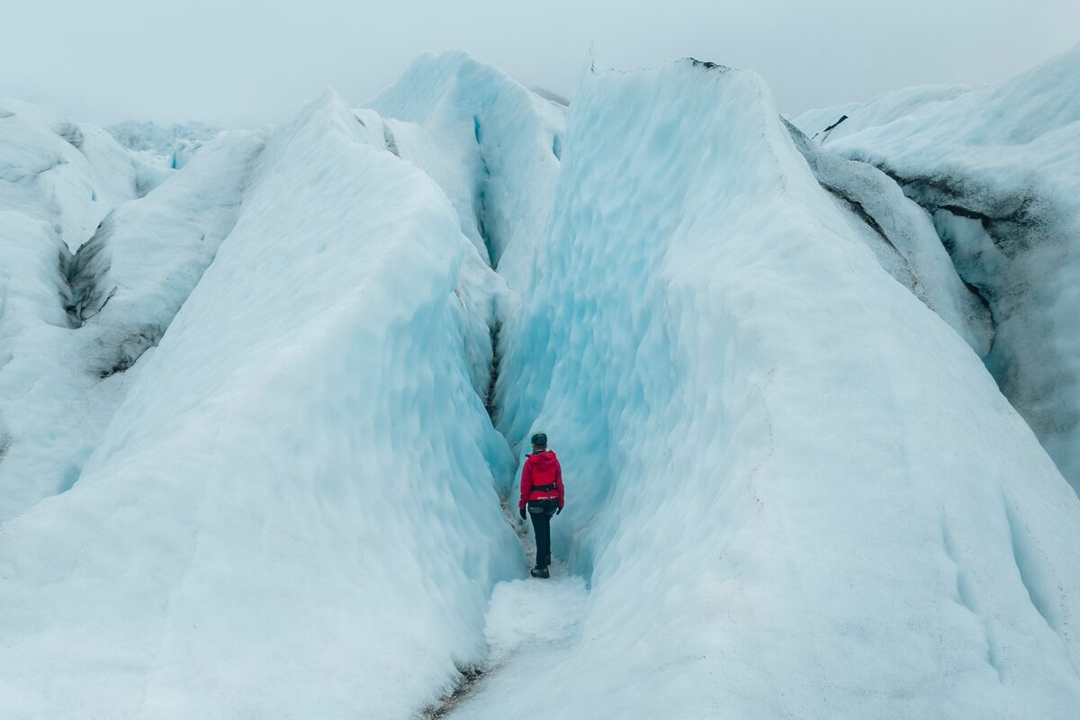 Glacier Hike Across Falljökull