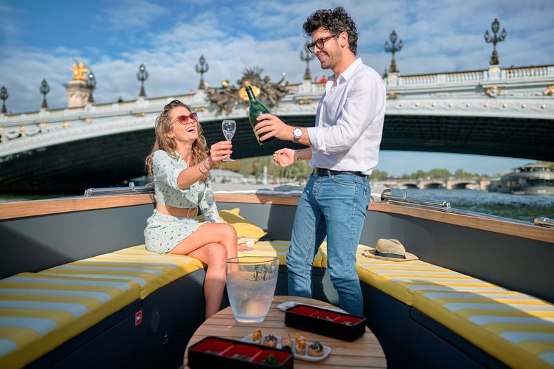 Evening Seine River Cruise With Champagne
