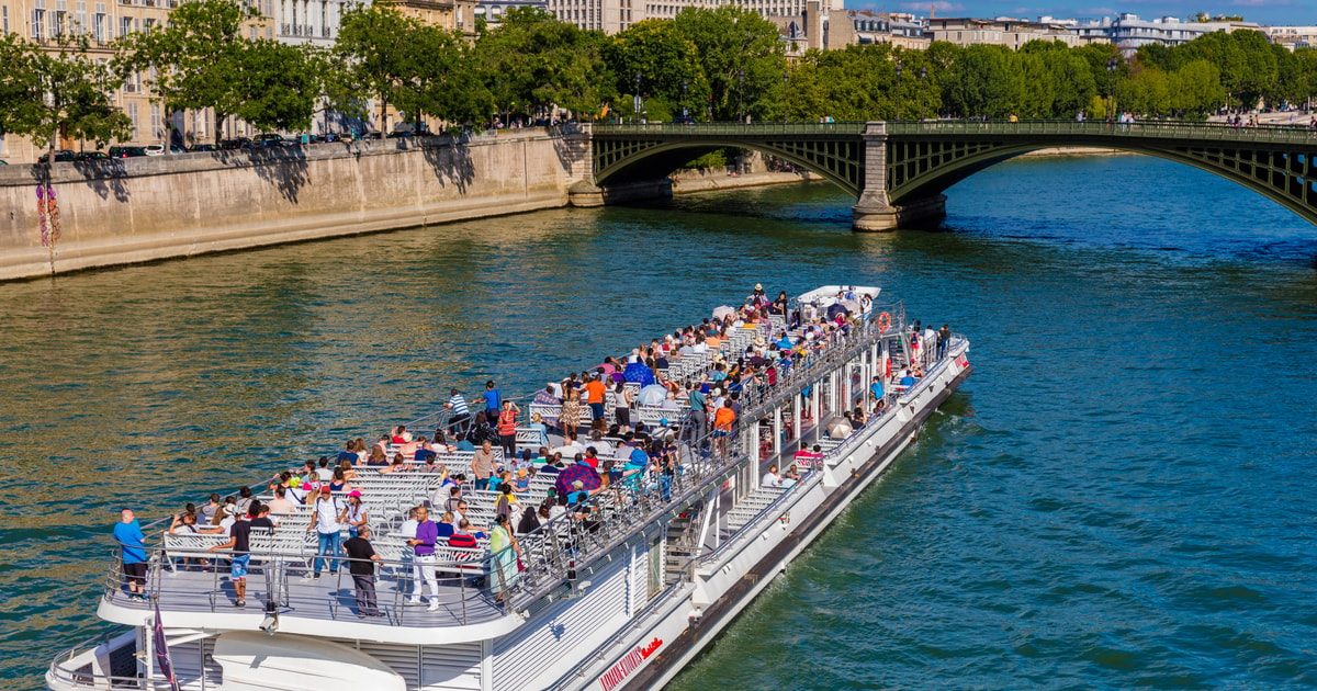 Pont de l'Alma Bow Deck