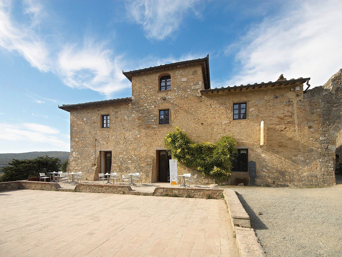 Vernaccia Wine Museum Courtyard