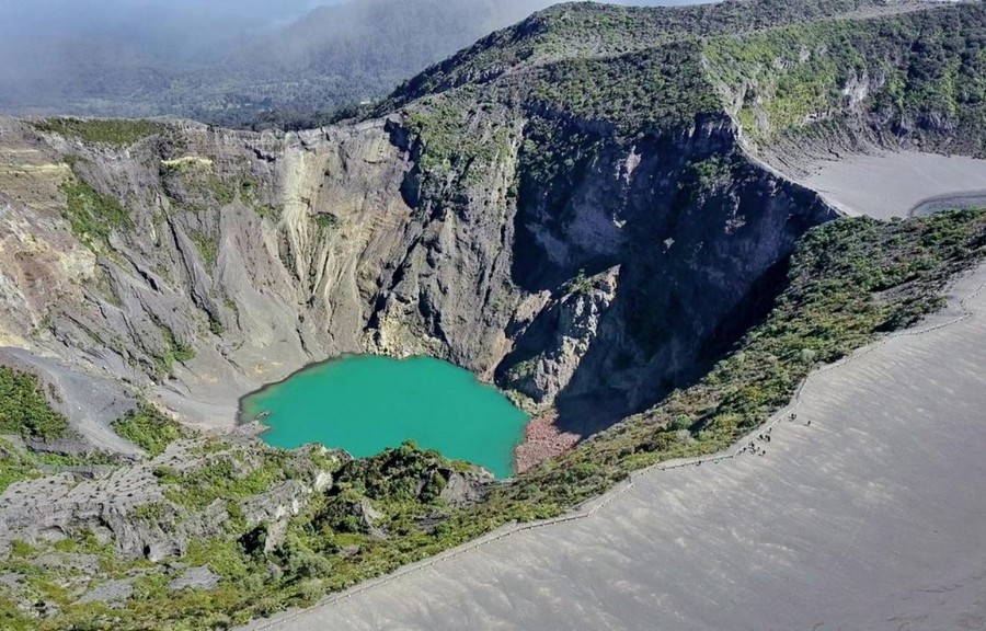 View Diego de la Haya Crater